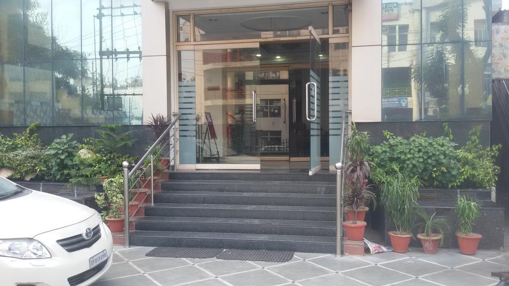 Hotel Sunrise Inn Lucknow Exterior foto